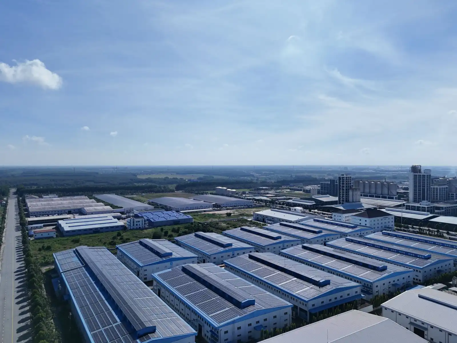 工业读码器与RFID读写器选型对比：易码当先产品参数解析